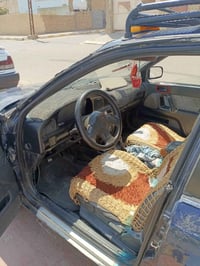 لانتره دمعه • موديل ١٩٩٣ • محرك وجير