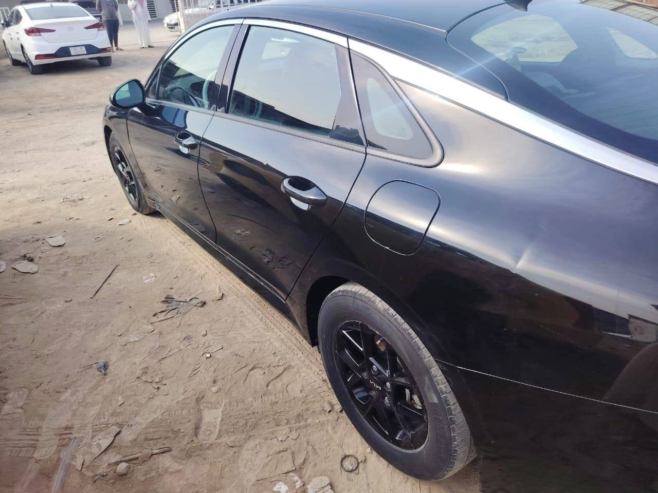 اوبتيما K5 موديل 2025 رقم شهداء وكاله عامه تبديل بنيد بلادي بدون عابر ولا شي ب165 وبيه مجال 
مكان السيارة سماوه -رميثه
غير متواجد ع فيس ***********
