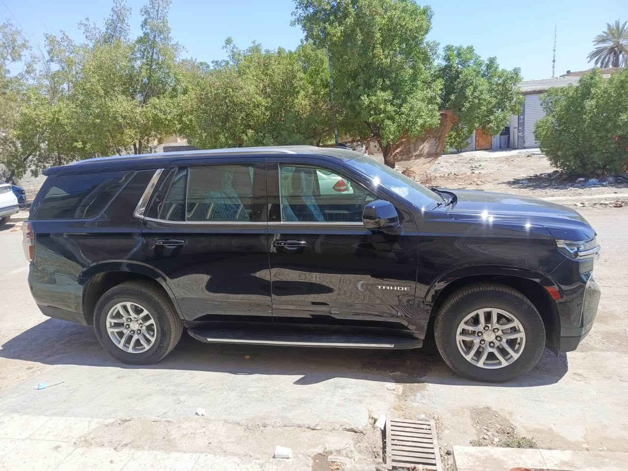 تاهو 2023 LS خليجي
السيارة كلش جديدة نظافة 100/100

بچم بريمير ماشيه 51 الف / كم 

مكفوله من كلشي ومغلفه ppf حماية 

حدادية جديدة 
تخم تاير 
عازل جام 
دوشمة جلد 
بصمة ابواب اربعة 
تشغيل عن بعد 
درع جام 
رادار امامي
حساس امامي خلفي 
تحديد مسار 
نقطة عمياء 
علامة ضوء القمر 

السيارة مصروف عليها ومرتبه للأخير 

رقم بغداد تحويل مباشر

مكان السيارة بغداد 

السعر : 440 وبيها مجال بسيط للشراي 

للأستفسار : ***********
