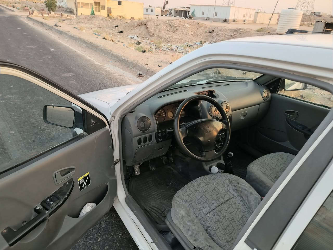 سلام عليكم البيع سايبه موديل 12 سياره حلوه بيها خيط بخار مكان نجف حي الشرط ***********

