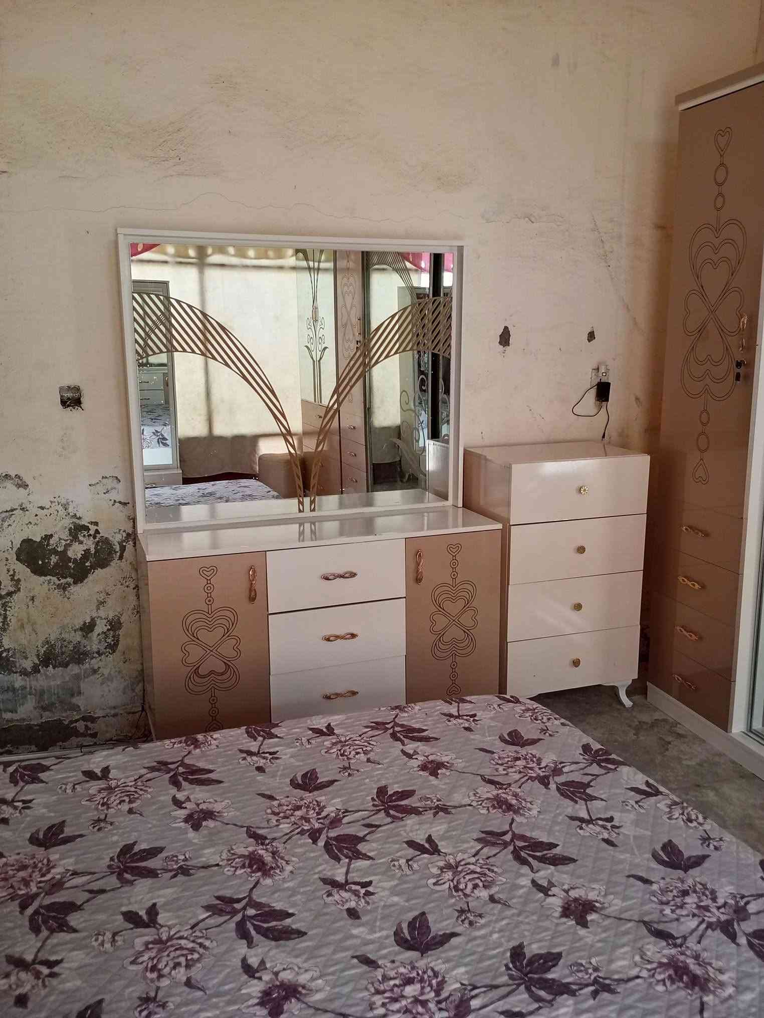 غرفة تركي • ٩ قطع • نضافة ميّه