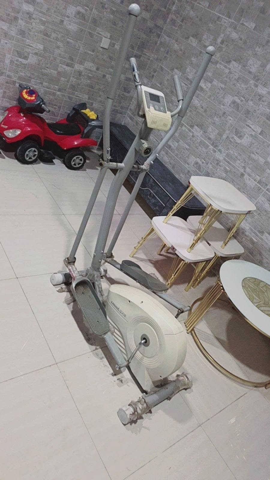 بابه تی وە رزشی پاسکیل ڕیازی بۆکێش دا به زان پاک و جوان بێعه یب تۆکمه بۆفرۆشتن 
نرخ:٥٥هه زار
شوێن:سلێمانی
تێل:*********** السليمانية, العراق
