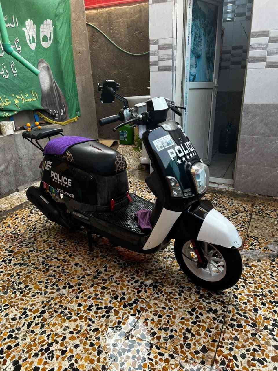 سلام عليكم ماكس بوليسي البيع دراجه صارلها شهرين من نازله من الرمبه دراجه كفاله  دراجه كلش حلوه الله شاهد ومافيها اي نقص الشراي يراسلني رقم الهاتف ***********
