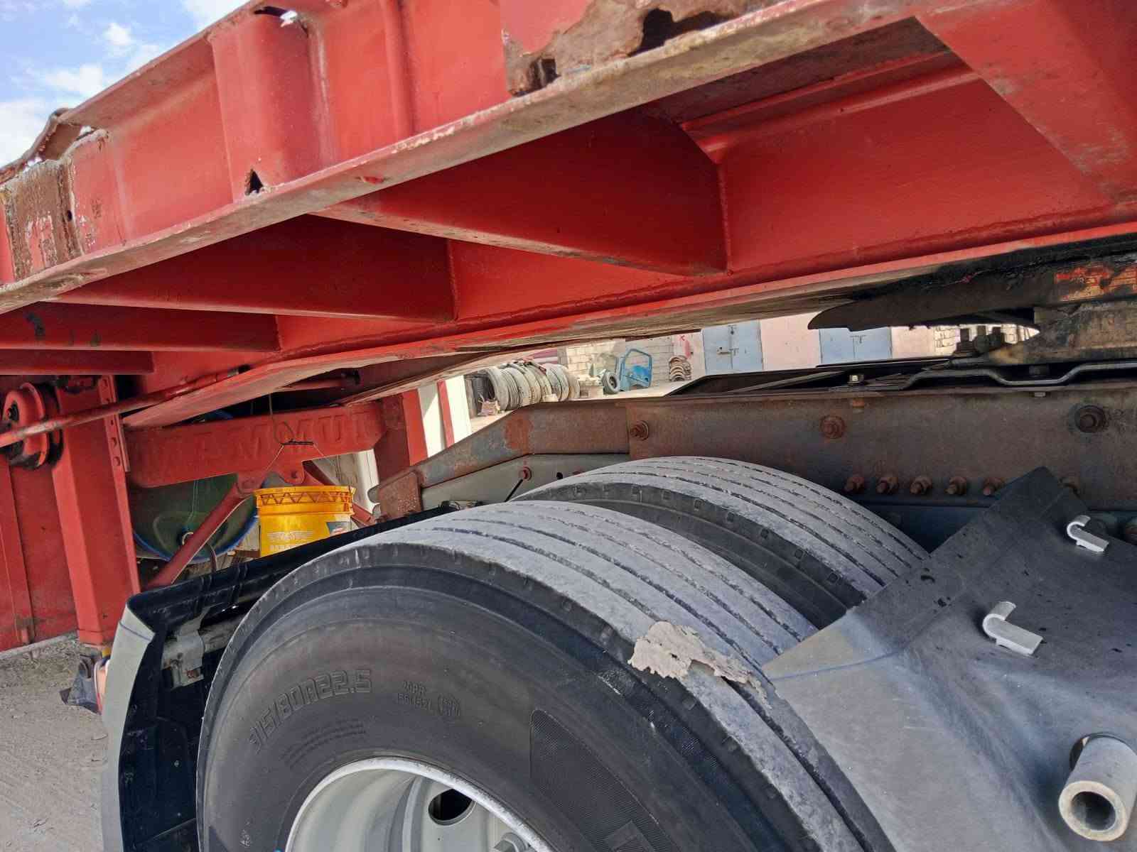 السلام عليكم ورحمة الله وبركاتة فالفو للبيع موديل ٩٩ رقم بغداد جديد تخم تاير حجم ٤٦٠ عربانه حداديه ٤ دناكير صيني الطول ١٢ ونص جاهزه للشغل للاستفسار الاتصال *********** المكان الانبار القائم
