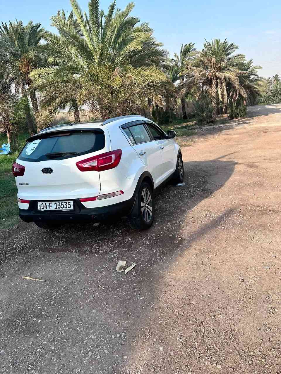 سبورتج خليجي موديل 11 مكينه دوش 2000
السياره بأسمي مكفوله من الصبغ والتبديل والضربه 
تخم تاير شديته قبل 15 يوم وحداديه 
سعر 130 مكاني ناصريه رفاعي ***********
***********
