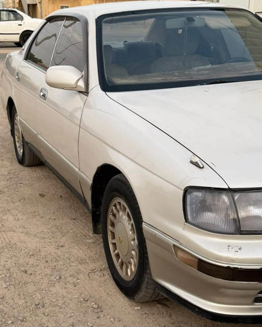 موديل ١٩٩٤ • مكينة ٢٥٠٠ • لايت زنون