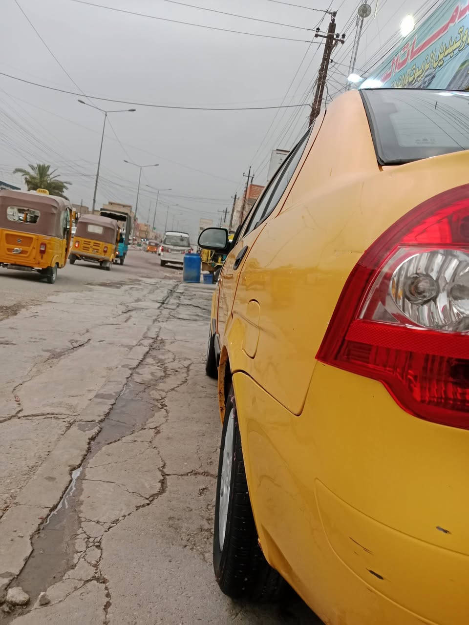 سلام وعليكم شباب طيبه موديل ١٥ شواصي مكفول تبريد شغال محرك بي بخار خيط صدر نضيف سعر ٣٢ بيه مجال حك الجيه ***********
