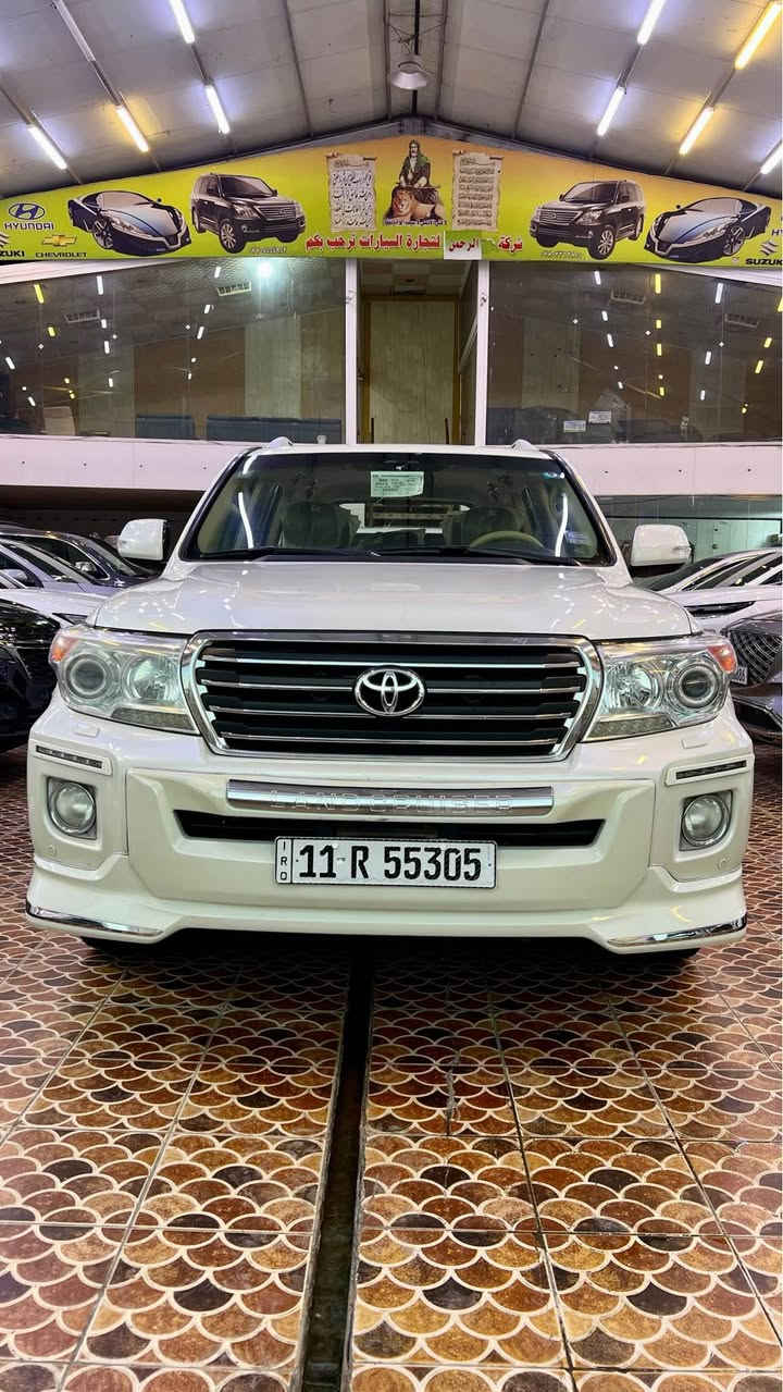 🔴 يتوفر لدى معرض و مزادات الرياض

- تويوتا لاندكروز , VXR

( Toyota Land Cruiser, VXR )

- موديل : 2013

مرقم بغداد ب أسمنا تحويل ثاني يوم 

اللون : أبيض

المشي : 225,000 كيلوا متر 

المواصفات : 

- 8 سلندر محرك 4600

- بصمة تشغيل 
- فتحة سقف   
- كشنات جلد لون ( بيجي ) 
-كراسي خزن ميموري 
- 3 قطع تبريد
- بصمه تشغيل عن بعد 
- سايد بريك ميكانيكي
- مانع انزلاق 
- سستم نظام تعليق   
- صندوق تبريد ( ثلاجة )
- شاشة كبيرة
- تحكمات ستيرن 
- مقاعد كهرباء
- سستم صوت  
- نظام ترحيب 
- دخول ذكي بصمة 

 

🛑الحادث : 

- كفالة عامة من الصبغ او الضرر 

العنوان : ميسان / العمارة 
الكفائات مقابل دائرة الوقف الشيعي 📍

للاستفسار : 

***********-
***********- عمارة, ميسان
