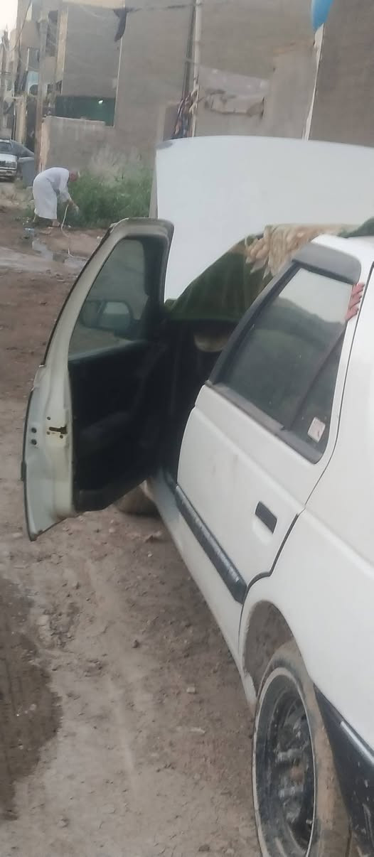 بيجو روى  البيع   السعر. ٢٢.   مكاني بغداد  كوريش. قرب علوت الرشيد
***********
