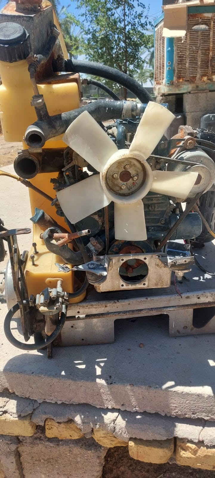 محرك كابوتى ٢ بستم نضافه ٩٥ بل ميه سعر ٥ ورقات 
مكان بغداد محموديه ***********
