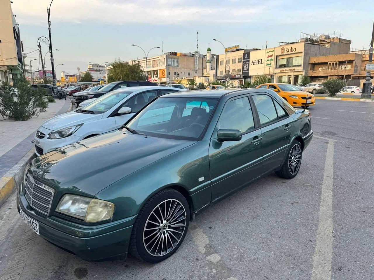 مارسيدس بيبي شبح 
موديل  1995
 محرك بطه 2.5 تبريد ثلج 
صبغ حزام للجماليه 
قواعد دبلات سليمة بدون خياس
 سياره جاهزه رقم سليمانية دولي سنويه هزه
 2029 جديد بسمي
 شرط تحويل وكاله سعر 61 بي مجال 
*********** 
مكاني كركوك
