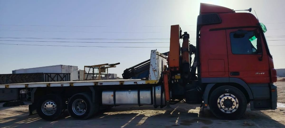 عنوان صلاح الدين تكريت
اتصال / ***********
السلام عليكم للبيع اكتروز اكرين موديل 2005 جهاز بافنكر 26000 9طن ثلاث اسلايت مكفول كفاله عامه دوران كامل رجلين طكتين مكلف بل نشر
