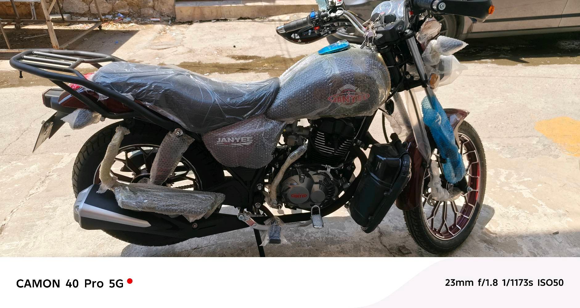 السلام عليكم. دراجه هيوشا موديل 2026 صفر مسجل رقم (صلاح الدين) محرك .(200cc) عداد (180). شحن 🔋⚡موبايل USp  . صالنصه كاتم. مكينه ناعمه