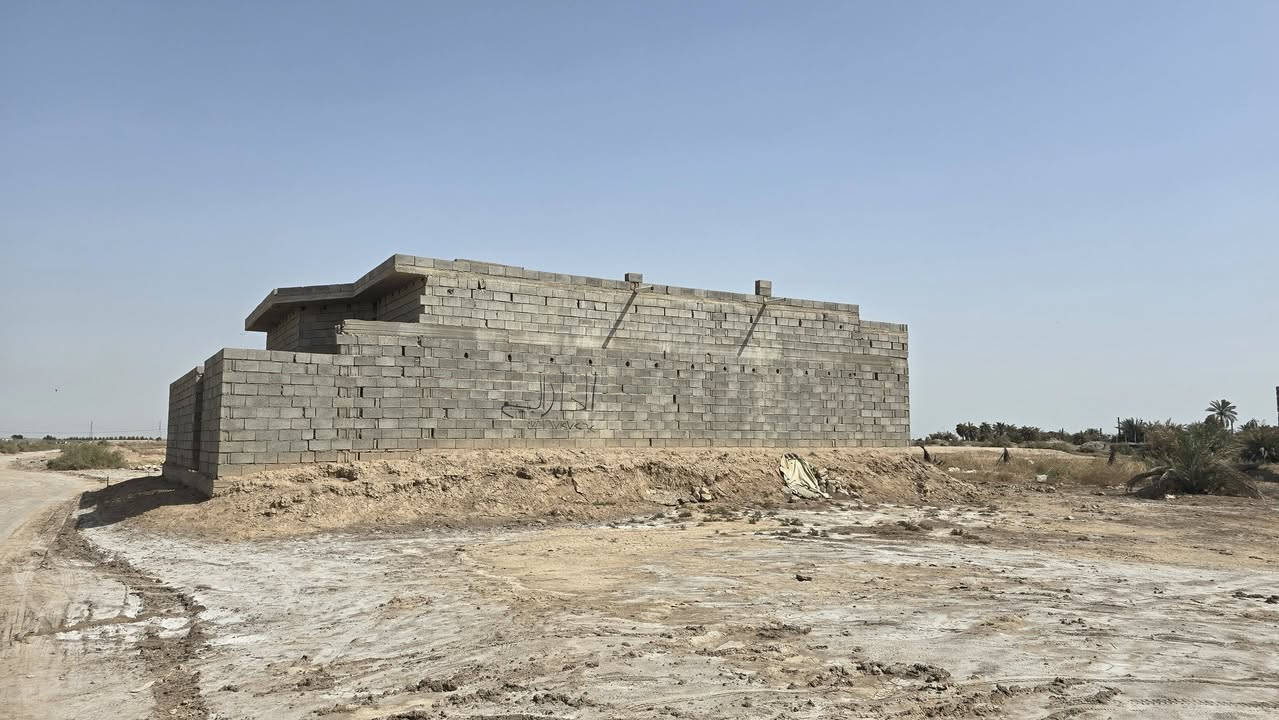 سلام عليكم
بيت للبيع في منطقة الحوطة يبعد 500 متر عن الشارع الرئيسي 

الارض مفوض بالطابو 

المساحه الكلية430 متر

مساحة البناء 200 متر

3 غرف 

للاستفسار الاتصال على الرقم

***********  واتساب 

*********** هاتف
@الجميع
