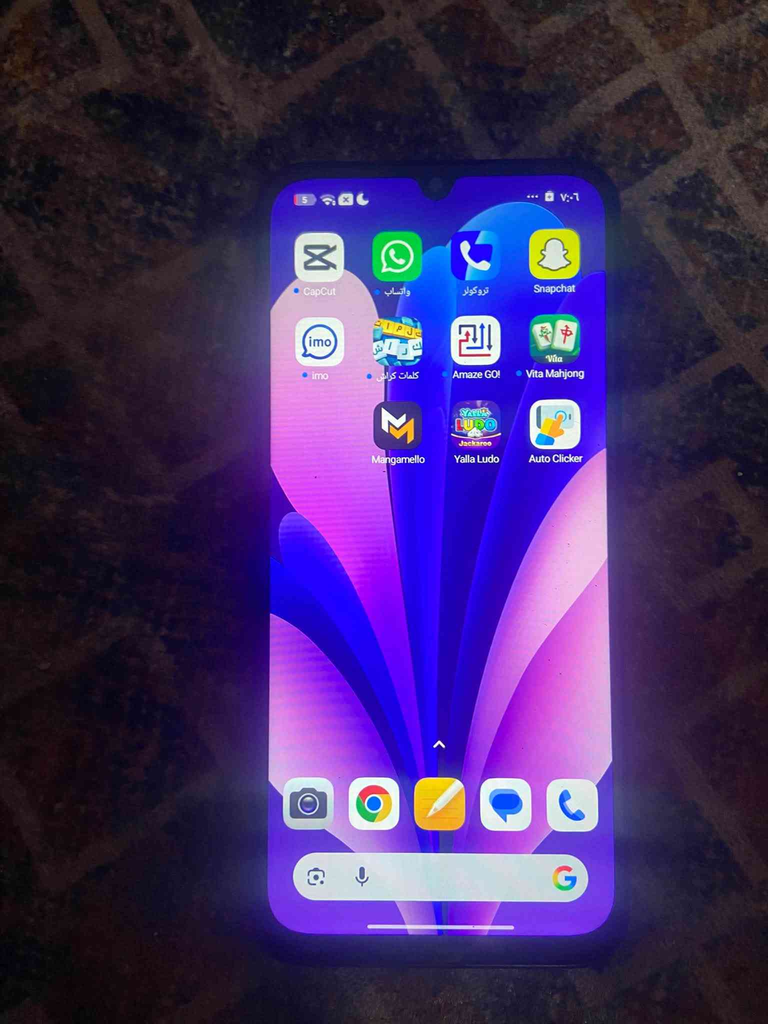 السلام هوائيه وآيفون ١١ عادي بلادي فقط ضهر مفطور وردمي ١٥c للمراوس بجهاز قوي شعندك نزل يفضل ايفون 
للتواصل 
‏***********

نص مكتوب في الصور:
- حول إصدار iOS 26.6 اسم الطراز iPhone 11 رقم الطراز MWKY2LL/A الرقم التسلسلي G0PZMPBBN72W انتهت صلاحية التغطية سجل تاريخ القطع والخدمة الأغاني الفيديوهات ٦٦ الصور ١٣٠ التطبيقات ١٤ السعة ١٢٨ غ.ب. متوفرة ٨٦,٠٧ غ.ب.
