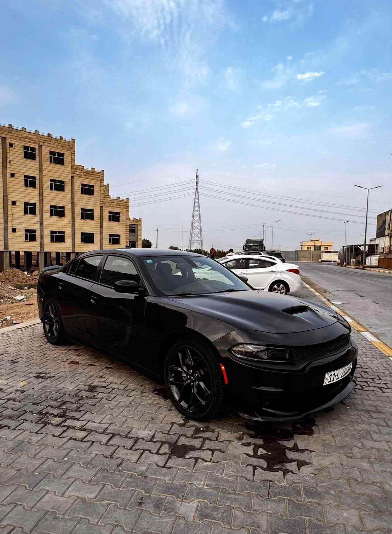 السلام عليكم
جارجر GT 2023  , وارد امريكي

الاصدار الأخير  

العداد.  : 30 الف كيلو. 

المحرك : V6.  3.6L

رقم حره بغداد الجديد 

الحادث / تبديل جاملغ امامي ايسر اصلي شركة نفس اللون 

،  والبنيد تجاري مصبوغ ، ايرباك راجع سستم شركة 

المواصفات :

*رادار امامي و جانبي و حساسات خلفيه

* جناح خلفي اسود

* ويل قياس 20 

* نقطة عمياء

*نضام spoort

* مصابيح أمامية زنون

* كشافات الضباب زنون

* المصابيح الأمامية مع LED

* حساسات خلفية

* شاشه كبيرة 

* المقاعد الأمامية كهربائية

* مقاعد أمامية تبريد وتدفئة

* تشغيل عن بعد

* محدد سرعة

* تلفون بلوتوث

* كاميرا خلفية

* دخول ذكي (بصمة)

السعر / 235 وبيها مجال قليل 

للاستفسار - واتساب  / ***********

مكان السياره واسط / الكوت
