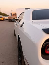 جالنجر ٢٠٢٣ مواصفات عاديةSXT ماشيه ٣٠ ميل  حادث جاملغ وبنيد طاك ايرباك...