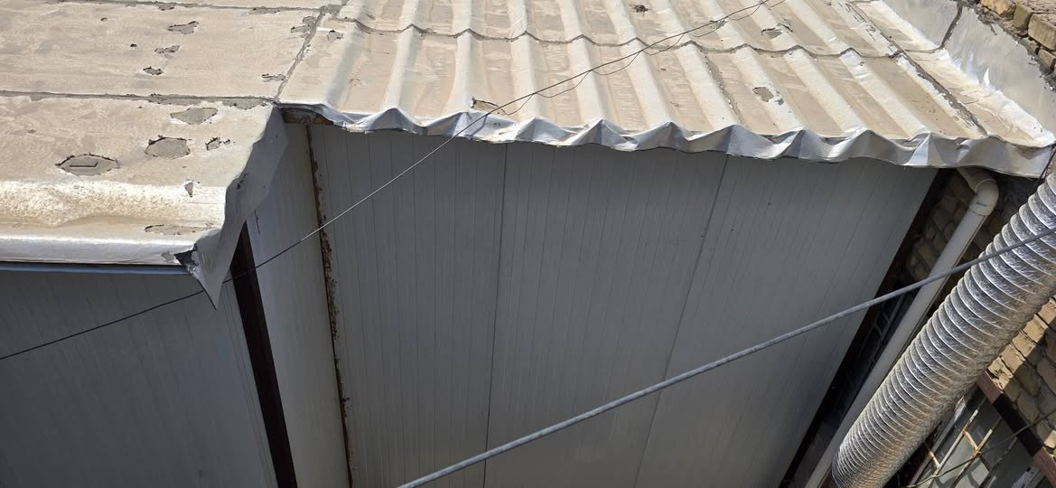 للبيع الطول 6 ونص او عرض الغرفه 2 ارتفاع 3 وعرض الممر 130 مكاني بغداد
للاستفسار ***********
