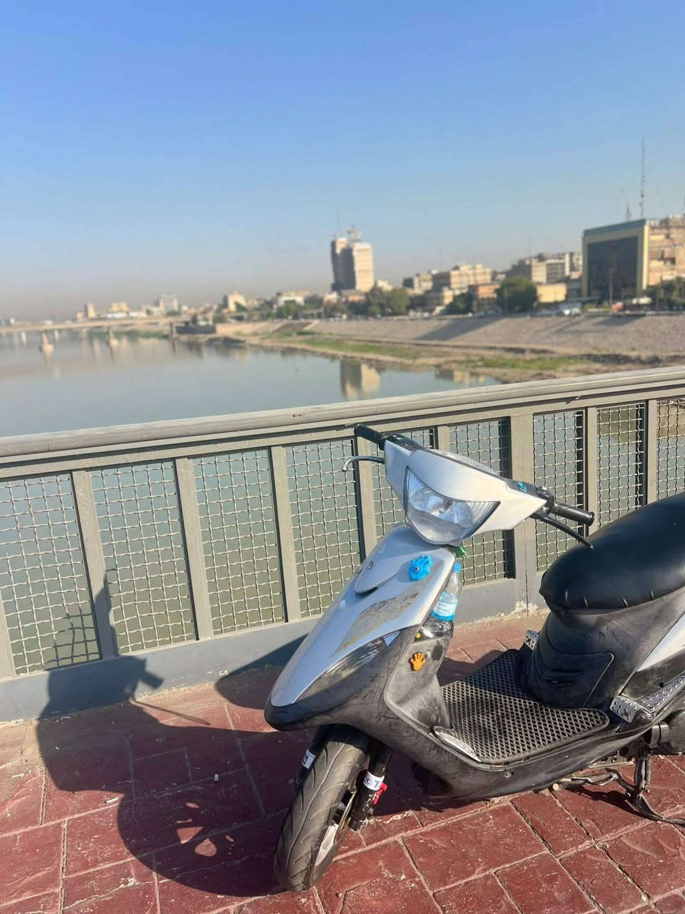كدامك الدراجه كله ختم واحد حتى  الصندوك ختم نضيفه كلش 🤍☘️***********مكاني بغداد البياع
