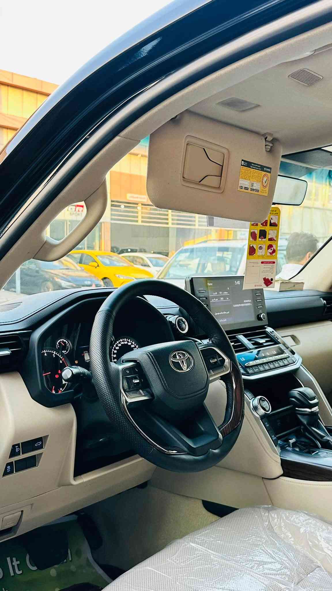 تويوتا لاندكروزر GXR موديل / 2022 SAS (ساز) تنفس طبيعي فول مواصفات 3 شاشات (تطبيق) محرك 6 سلندر عادي السيارة جديدة جداً بحالة الوكالة من دعامي لدعامي شرط الممشى  54 ألف فقط رقم بغداد تحويل ثاني يوم 

🟪 السعر  اتصل 

للبيع او مراوس 
المواصفات
جنطة كهرباء
تبريد كشنات
كراسي كهرباء
جلد بيجي
سلايت
3 شاشات بلادية
تشغيل عن بعد
السيارة فول 
الاستفسار رقم الهاتف ☎️
*********** 📞
