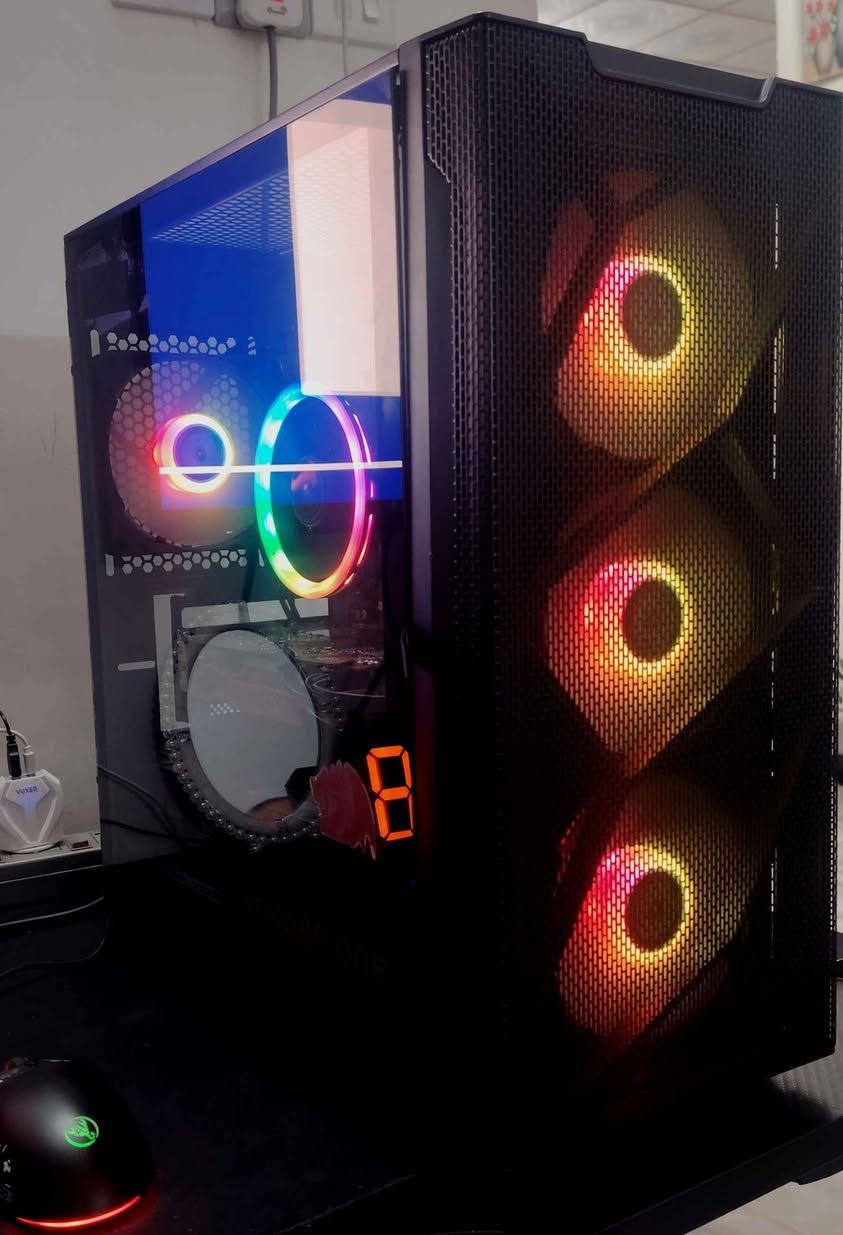تحية طيبة للجميع 
متوفر كيس للبيع ملاحضه المعالج كلش قويي
السعر ٣٨٠ الف شامل التوصيل 

CPU INTEL XEON E5 2680 V4 14 CORE 
COOLER CPU 120M RGB 
M. B QIYIDA X99 DDR4 XEON 
RAM 16 GB DDR4 3200MHZ 
GPU GTX 1650 4GB COLORFUL 
CASE BLACK ABKOA VCORE X4 FAN RGB
POWER 550 W PLUS 80 BRONZE 
SSD 256 GB 

مكاني موصل توصيل موجود 
للتواصل *********** واتسب موصل, نينوى
