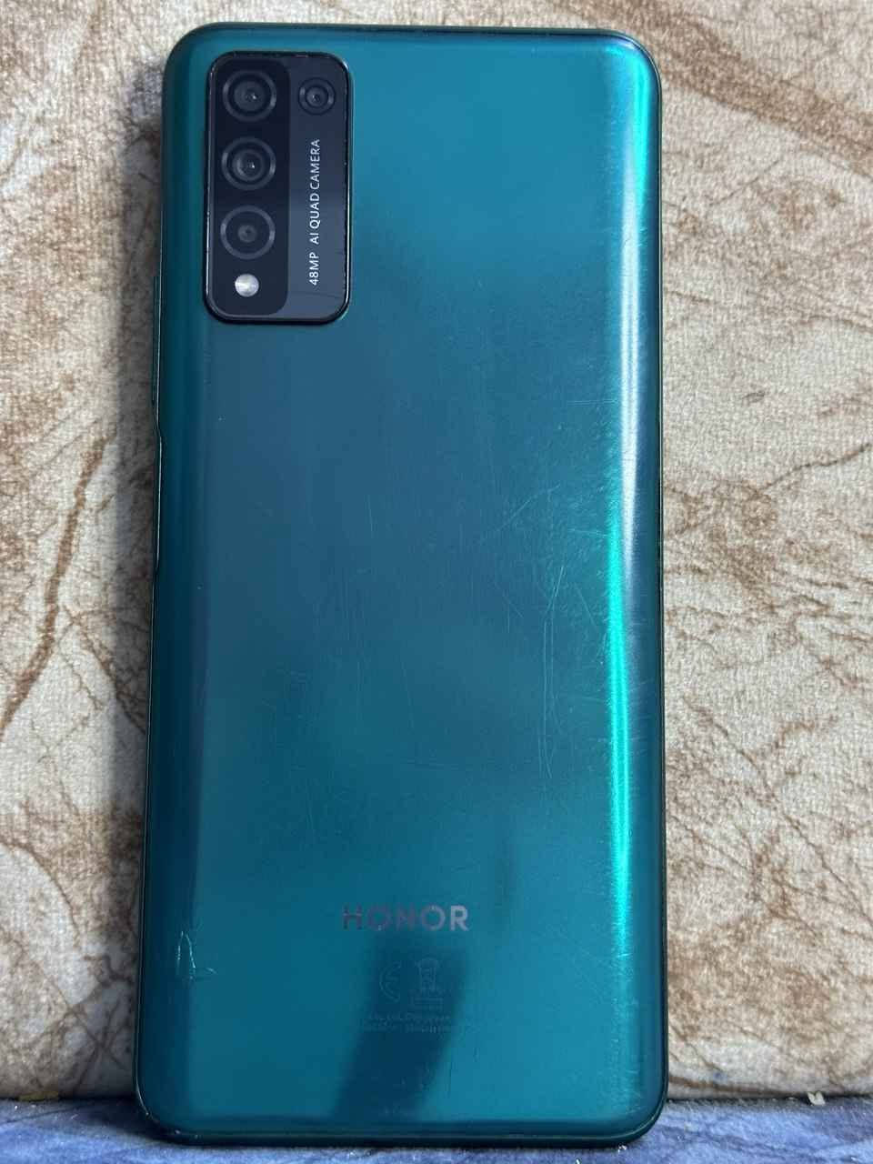 هونر x10 لايت 
ذاكره 128 عشوائية 4
جهاز نضيف وعلى الفحص مابي اي خلل 
ماداخل تصليح سعره 80 
مكاني نجف حي الشرطة
للتواصل خاص او على الرقم 
👉*********** النجف, العراق
