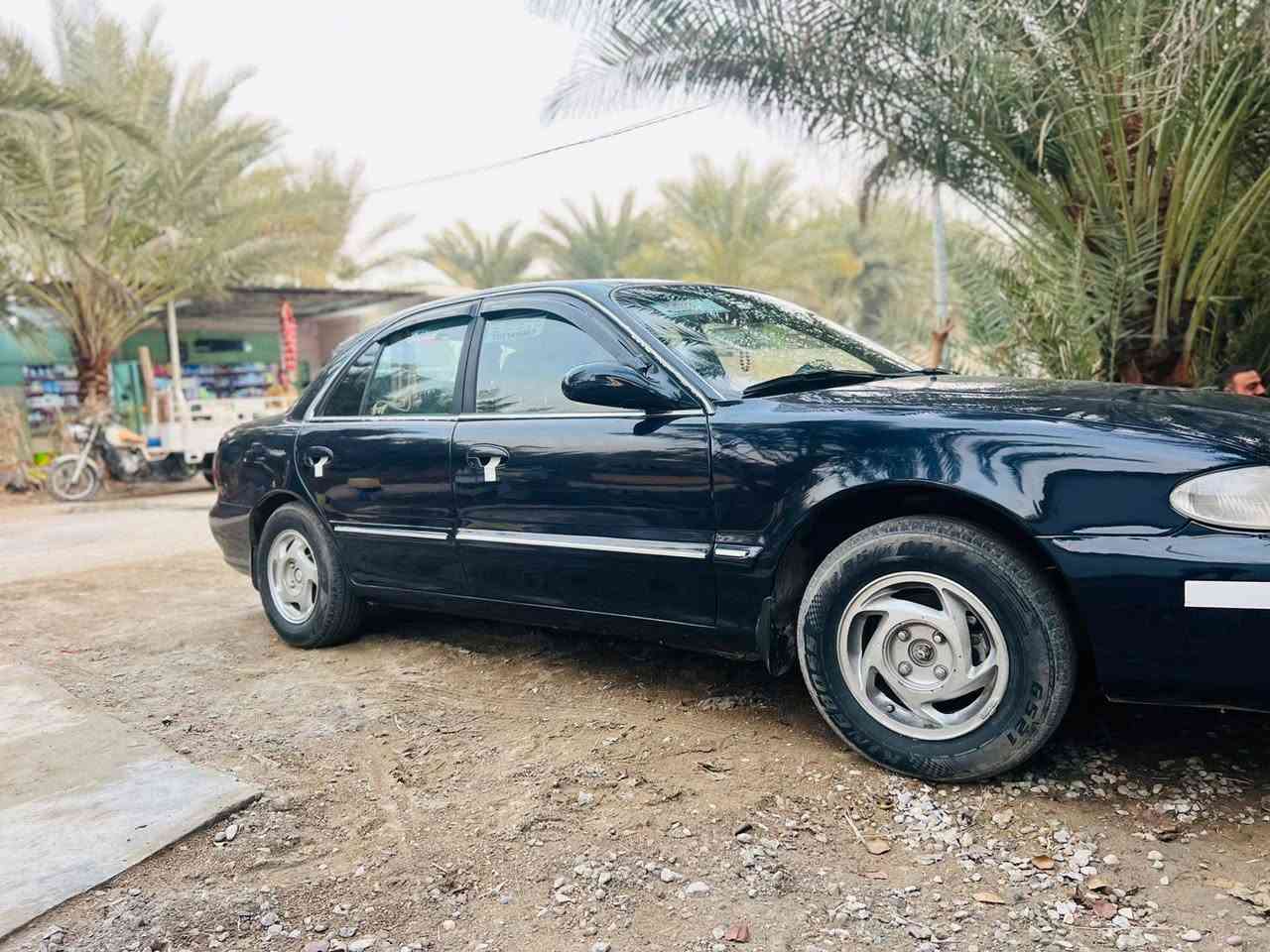 كالسلام عليكم سوناته 3 موديل 96 مصبوغة جمالية سيارة نضيفة كلش مال جناي بدون اي ضربة محرك وكير وصدر وتدفئة كله شغال سيارة جاهزة التبريد شغال سعرها 46 وبيها مجال للشراي ***********
