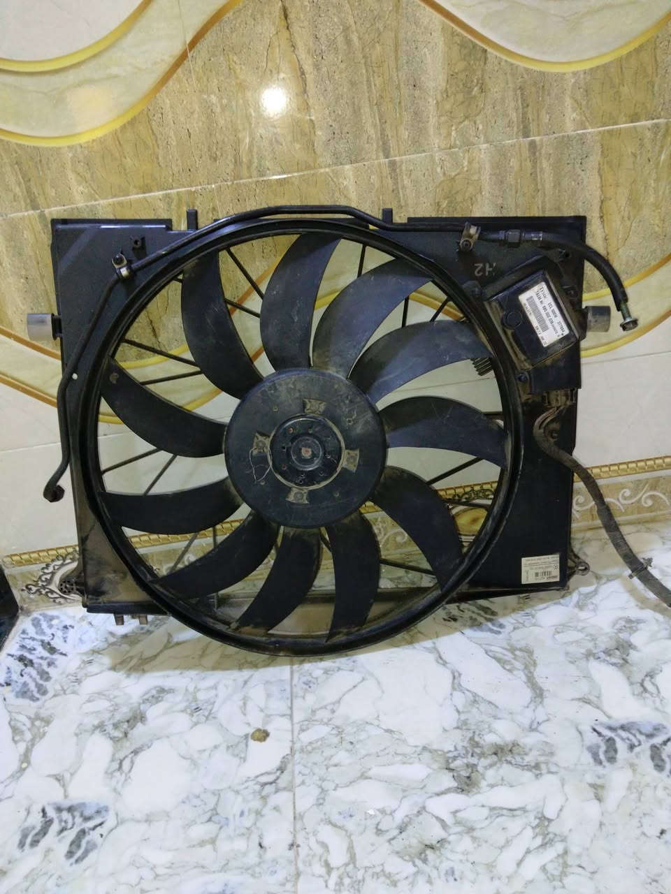 مروحه غواصه ام الكارت ومروحه 211 ومروحه 221 ومروحه غواصه ام الماطور جوه سعر السوك وارخص للاستفسار رقمي ***********
