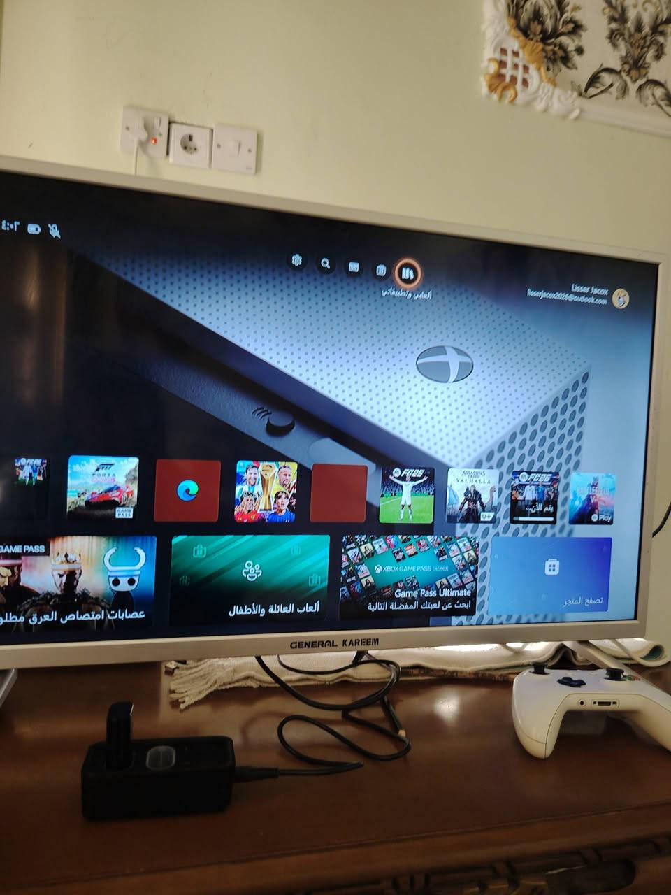 السلام عليكم
جهاز XboxONE S
نضافه ٪100
الذاكره - 1TB   كارتونته الاصليه وياهه 
1- لوك ستيكر ما مفتوح أبد
2- حيل نضيف ومرتب
3-ملحقات الجهاز كامله
الملحقات
جويستكات عدد 2 أصليات وحده مال اكس والثانيه اس نضفات شغالات جدد
كيبل باور أصلي مال شركه
كيبل hd
كيم باس التمت 80
منزل بي 14 لعبه كلهن قويات
بطاريات يدات 3 وقاعده شحن
بي العاب مملوكه هم
كيبل شحن يدات مباشر هم
 سـعـره بـ 250 بي مجال ودللو وكالة بيجي الحبيبة @إشارة
العنوان صلاح الدين بيجي
الرقم ***********

