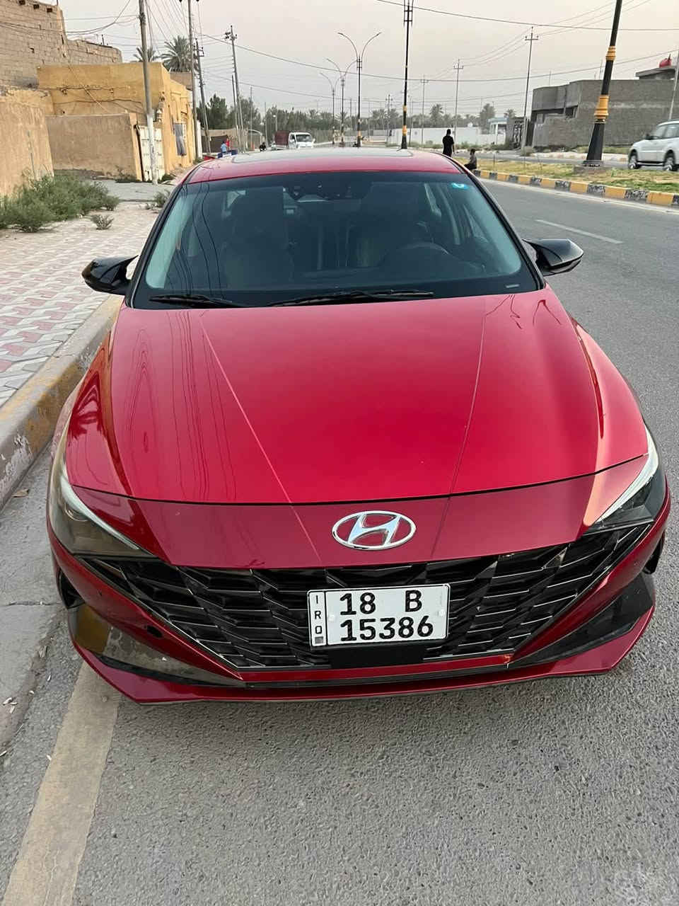 مكلف بالنشر فقط للاستفاسر الاتصال على الرقم ***********
النترا 2022 
حادث قطعه وحده فقط 
جاملغ جهت الصدر فقط 
فول مواصفات 1/1 
فتحه 
رادارات 
تحديد مسار + كروز سرعه 
كامرات 
كشن كهرباء تدفئة + تبريد 
السعر 170 قابل للتفاوض 
العنوان طويريج ام الهوى شارع الحمداني
