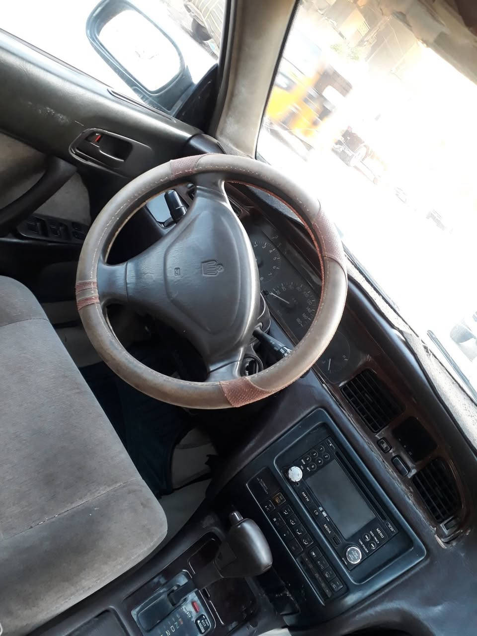 ***********

كراون بطه 
موديل 93
محرك 2500
تدفئه تبريد
