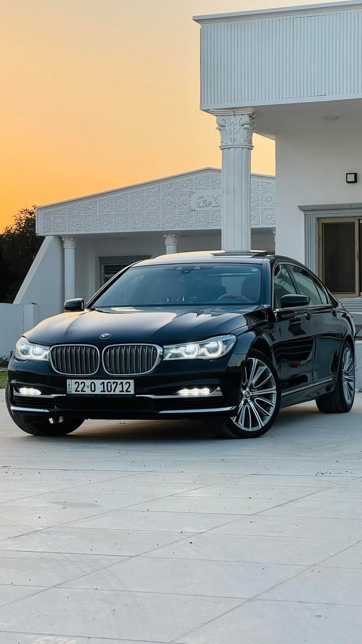 BMW 750Li (Individual)  VIP  
سياره كفاله عامه من الصبغ والحادث
مجرد ملاحظات بسيطه 
  ٢ بصمات شركه بلادي 
 سيرفس كلها - شركه عروش (صفر مسج)
السعر :: ٢٩٠$ 
………………………………………………..‏‎

‏‎مواصفات فول الفول 
الوارد : خليجي (وكالة العروش) 
اللون : اسود ملكي 
موديل : 2018
ماشيه: ١٢٠ الف  كيلو 
حجم   محرك : 8 سلندر توين توربو
لون داخل قرميدي ملكي
كشنات جلد مساج   
 بانوراما 
ستيرن هيتر 
سقف ليزر + كانتارا 
سماعات Bowers & Wilkins
گیچ الکترونی  
داتاشو
 حساسات امامي خلفي 360 درجه
5 كاميرا 360 درجه 
 لايت زينون ويه الستيران يفتر + لد امامي 
 بلوجكتر لد بك لايت لد  
 كشنات تدفئة تبريد و هيتر
 كروز سرعه 
 كشنات كهرباء 
 شفتات بالستيران 
 استيرن كهرباء 
هند بريك بصمه + اوتو بريك 
۳ نوع قیاده‌ sport confort eco sport+
 تحكم اسيران 
 نظام سبورت نظام ايكو نظام نورمل 
 شاشه كبيره 
ماوس كبير
 تحكم بالشاشة عن بعد 
 الداخل كله لد بي ١٥ لون  
تبريد قطعتين 
٣ بردات بلادي كهربائي 
 صندوق كهرباء شفت
٤ ابواب شفت
و بعد كثيير من المواصفات المامذكورة
سيارة بدون اي نقص لو برغي 
مكان السياره : صلاح الدين - قضاء العلم 
***********
