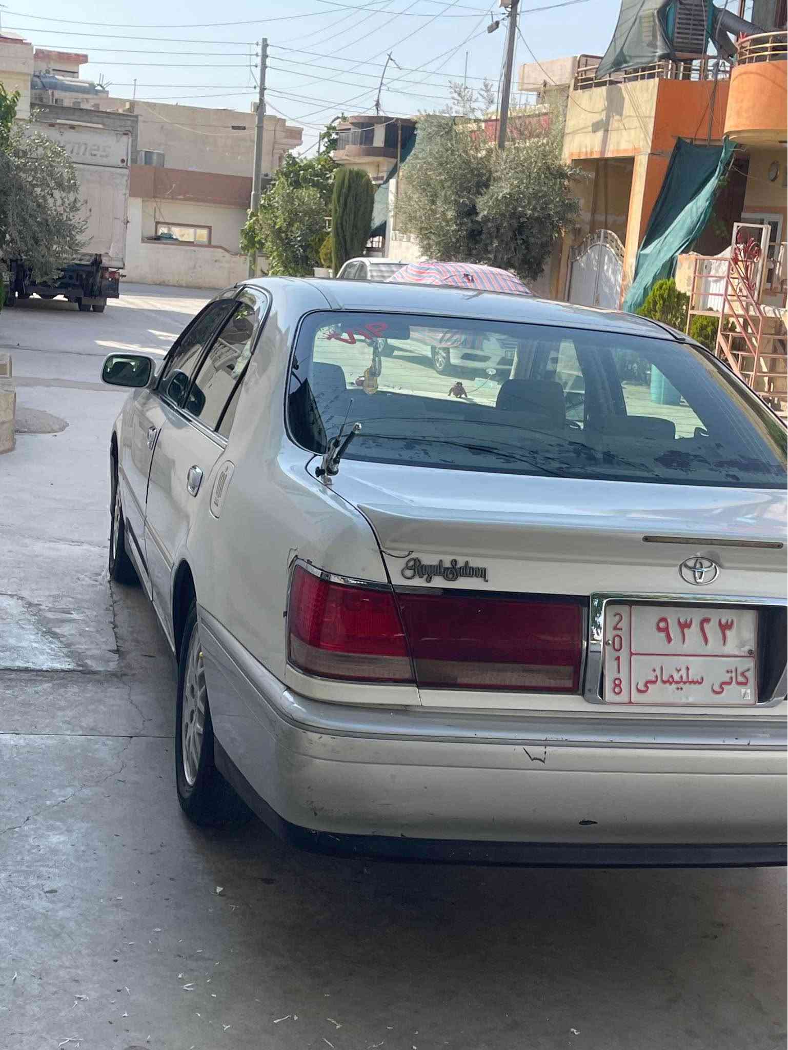 سەرەتا بە ناوی خوا 
مەلیکە براوە براوە 
مەلیکە براوە بۆ فرۆشتن نمونەی لۆکی و جوانی براوە 
٢ دوگمە 
مۆدێل ٢٠٠٢
دوا کریستال 
مەکینە D4گەورە 
سەقفی وەک شوشە 
پێش و دوا لۆک لۆک 
ناونیشان سلێمانی 
ژمارە تەلەفون:***********
تکایە تەلەفون کەن جوابی نامە نایەمەوە 
سعری ٣٨ گەلا و معامەلە السليمانية, العراق
