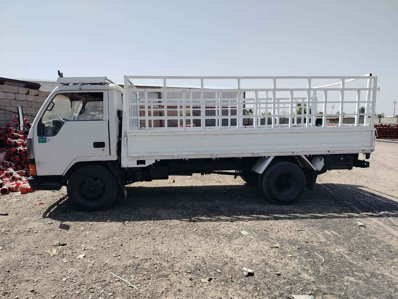 كنتر مستبوشي موديل 93 بسمي كير ومحرك واكسل كلها شرط رقم بغداد  السعر ٨٨وبيها مجال رقم الهاتف ***********
