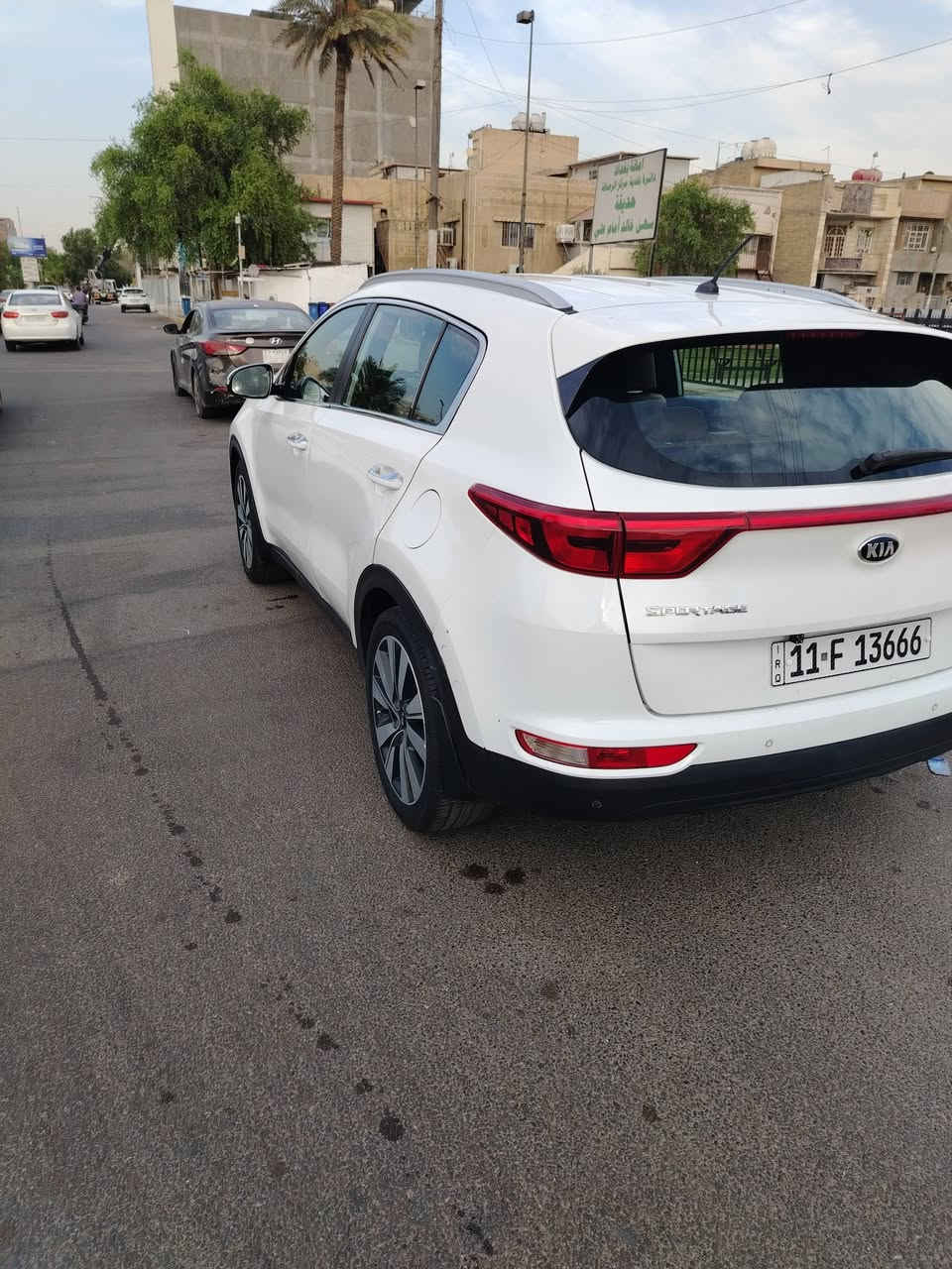 السلام عليكم اسبورتج خليجي ٢٠١٨ مكينة ٢٠٠٠ دوش سيارة حلوة َماشية ١٦٢ الف بيهة بعض الملاحظات حسب ما موضح في السونر سيارة جاهزة تحويل ثاني يوم مكان السيارة شارع فلسطين ساحة بيروت السعر ١٦٠ $ اتصال على الرقم ***********
