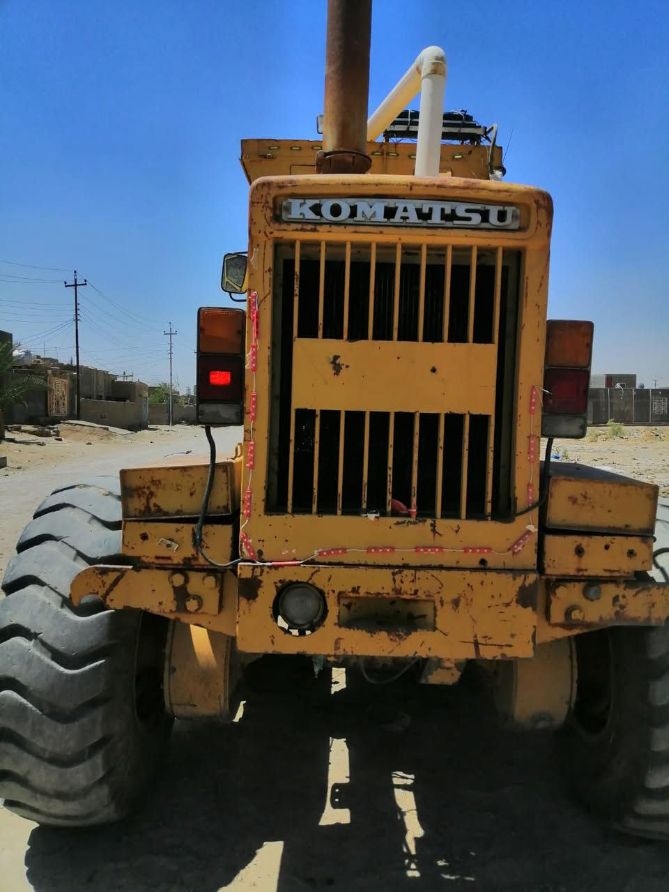 اللبيع جاهز  الشغل موصفات كير اوتماتيك  كوماستوم 605 موديل 87 كله شغال حتى تبريد سعر خاص التصال***********
