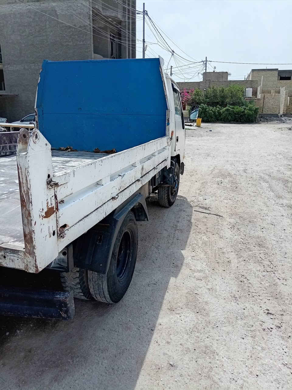 السلام عليكم
بسبب الوعود الكاذبه أعيد النشر
كنتر مسبوشي أصل شخصي محور قلاب كير ومحرك واكسل وشاصي كفاله محرك لا صرف ولا بخار رقم أنبار تحويل ثاني يوم سنويه ما صاقطه لل٢٠٢٧ سياره تخم تاير كلج وبريك كله جديد ما عايزها شي ربع ما تصرف عليها 
***********
***********

