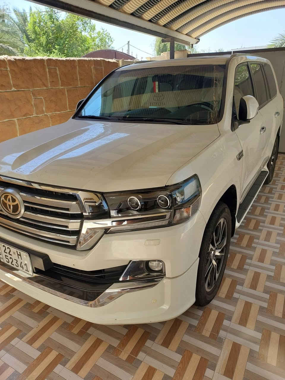 بسعر منــاااااااســب جــداً
 للبيــع او مــراوس  بتاهو او جمسي حديث 
مكاني ديالى بعقوبه. 
لاندكروز 2019 جيهان GXR محرك كير مكفول عام جميع جديده الي يدور جديد ومناسب
السياره احله من الصور بالحقيقه 
فول مواصفات 1/1 💯 :
1- فتحة 🕳️
2- بصمة 🔐
3- ماشية 120 حقيقي 🧡 وقابلة لزيادة 
4- حساس خلفي وامامي 🎶🔊
5- ثلاجة 🥶
6-  كرسي كهرباء ⚡
7- تشغيل عن بعد 💥
8- شاشات عرض 💻
9- ماشيه ٧٥ حقيقي شرط الفحص 
10- 8  ايرباك 
11-دفع رباعي 🎮
12- شاحن واير لس
12- رقم أربيل انكليزي تحويل مباشر 
حجم المحرك: 6\4000✅
ملاحظة // بيها صبغ صفحه السايق بدون قطره معجون ومقدمه القماره أثر سقوط شجرتين عليها بدون حادث السيارة شرط الفحص ✅ 
جديدة بمعنى الكلمه شرط زيرو  تخم تاير حدادية تبريد جاهزة من كلشي مابيها اي نقص وبالعافية ع تكون من نصيبه
بأسمي شخصياً هزه وفحص جديد تحويل مباشر   

🟩 السعر ( 385 $ )💸وبيها مجال جداً بسيط الي مايعجبه السعر ليعلق وان شاء الله يلكه الاحسن 
                    
بيع او مراوس حسب القناعه 
ماكو هيج سعر بهيج نظافة 
للإستفسار الاتصال ع الارقام التالية 
***********

تحياتي لجميع 🌹 🌸
