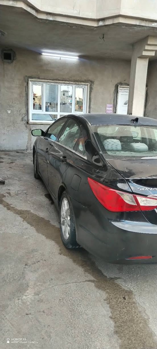 سوناتا رقم نينوى للبيع اومراوس بكيا حمل حسب الاتفاق السيار نضيفا بس بيها شبر بل جالغ المامي ***********

نص مكتوب في الصور:
- O HONOR X8
- 64MP Quad Camera
- O HONOR X9 64MP Quad Camera
- HONOR X8 64MP Quad Camera