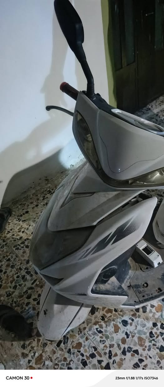 السلام عليكم  سكنس  ابيع شرط مامفتوح السعر ٣٠٠وبي مجال مكاني الحمزه الغربي النصال ***********
