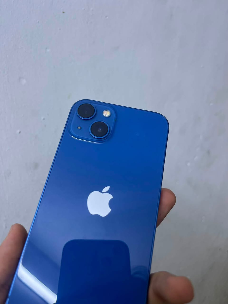 للبيع آيفون 13 📱
128 گيگا، بطارية 91% 🔋
الجهاز ما مفتوح ولا متبدل بي شي، ويا شاحنته.

السعر 450، والبيع بي مجال شوي 🤝
 خاص او ع الواتساب:
***********
