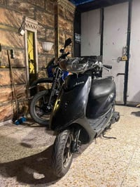 اخوان دراجه عصفوريه 60 للبيع نظيفه الدراجه شلعه معدل كهربائيات شغاله ا...