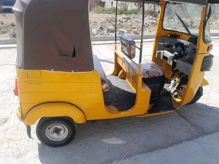 السلام عليكم..
تكتك موديل 2019 جاهزه كبل لشارع ما عوزها شي مكينه خير من الله لا تنقيص ولا تبخير المكان كوت_الفلاحيه 
السعر 6.250.000 وبيها مجال

للتواصل ***********
