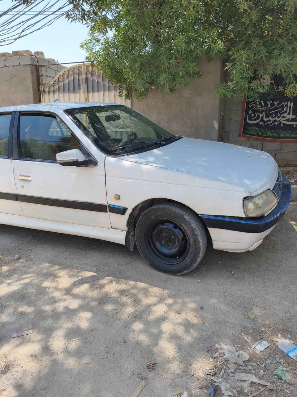 ((محور أوتوماتيك ))
السلام عليكم بيجو روا موديل 2006 خصوصي ابيض سنويه عضم عاج سياره محور اوتوماتيك كير ومحرك جدد بالجيس سياره كشرها شوفة عينك شخط مابيها تخبل سياره جاهزه وكامله بس حداديه تعبانه شويه 
والباقي كله جاهز السياره كامله للبيع او مراوس 
للبيع بسعر 18 ورقه بيها مجال للشرايه 
عنواني كربلاء رقمي ***********
