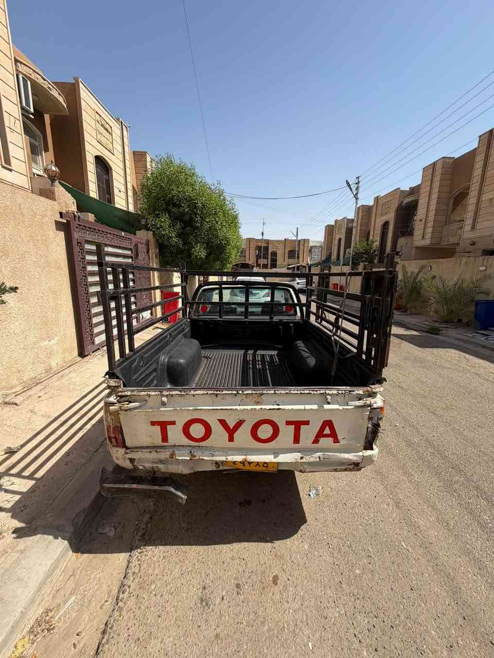 السلام عليكم 
سياره بيكم تيوتا موديل ١٩٨٥ 
الرقم سليمانيه 
سياره نظيفه محرك وكير واكسل والكشر كدام عينك 
تبريد السياره شغال 
السنويه ساقطه 👍
انطيك وكاله عامه بيه 
مكاني تكريت 
رقم الهاتف ***********
