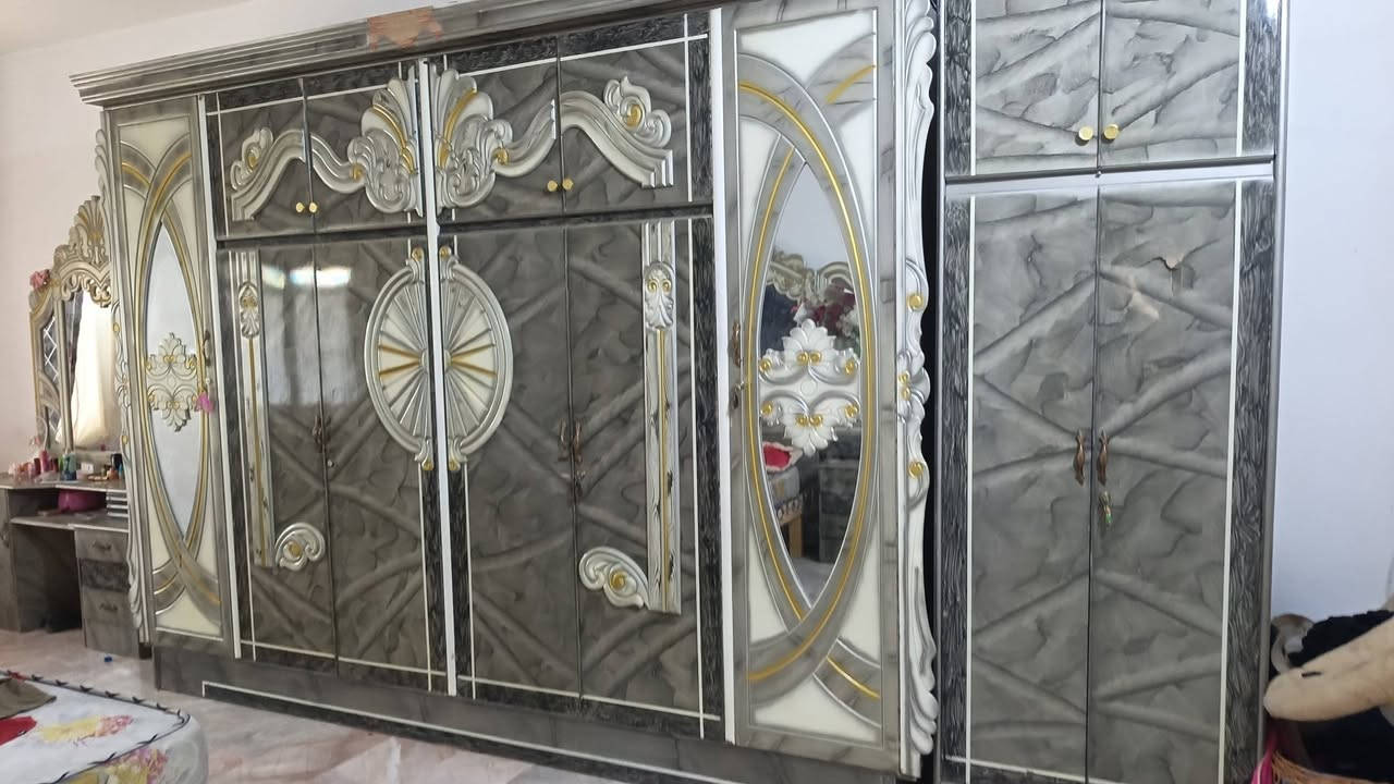 السلام عليكم غرفه للبيع خشب عراقي نضيفه السعر 800وبيه مجال 
العنوان بغداد ابو غريب  ‏‪***********‬‏ واتساب متوفر
