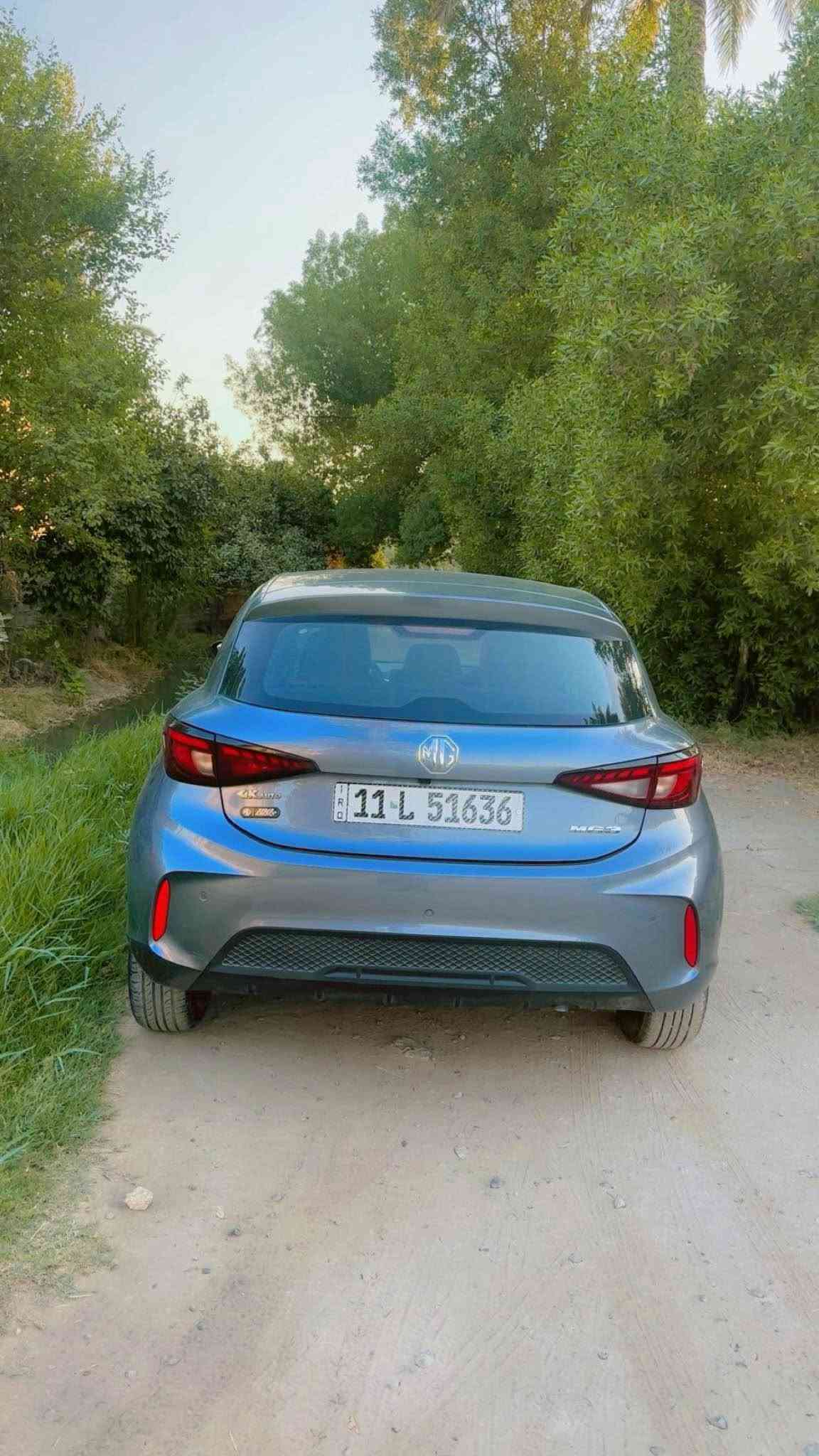 MG3  2025
ماشيه 14 الف اخت الزيرو
محرك 1500 تنفس طبيعي بانزين عادي 
بيه جاملغ وطرف البنيد وصوره الحادث موجوده بلصور
سياره بعده جديده ونضيفه سعره 96$وبيه مجال بسيط 
مكانه بغداد جسر ديالى للاستفسار اكثر اتصل وتدلل *********** والف عافيه علياخذه وشكرا @ بغداد, العراق

