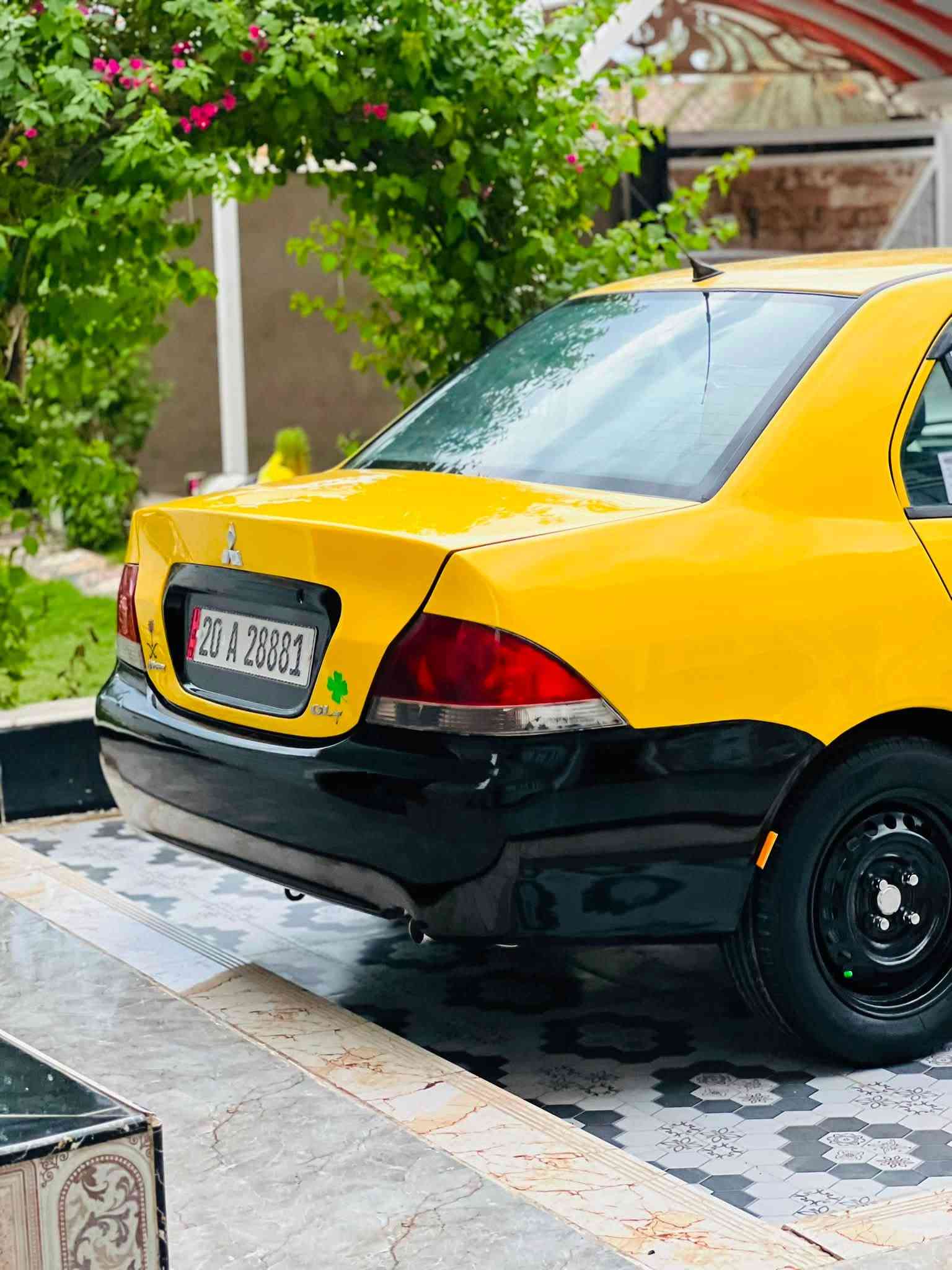 لانسر • ٢٠١٠ • رقم ديالى دولي