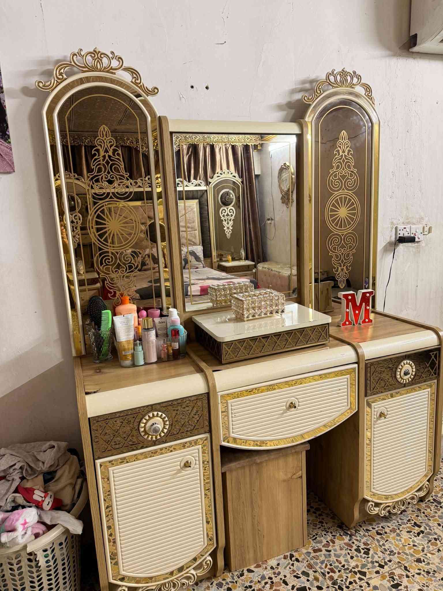غرفه ملكيه • الحسينيه • دزلي خاص