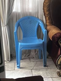 كراسي الناصر للبيع عدد400 سعره 7500 بغداد ‭0776 389 9936‬